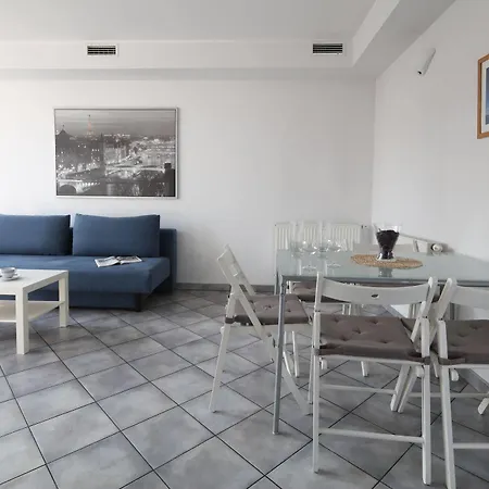 Capital Garbary Hotel 4*